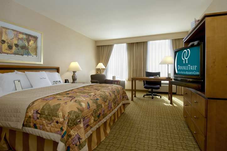 Doubletree By Hilton Atlanta Airport Hotel College Park Szoba fotó